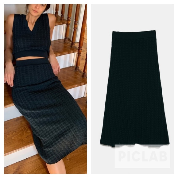 Zara Skirts | Zara Dark Green Knit Midi Skirt | Color: Black/Green | Size: L | Fashiongoodies's Closet